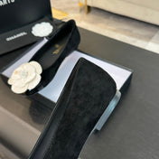 BALLET FLATS IN BLACK SUEDE WITH WHITE CAMELLIA