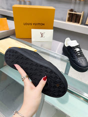 LV WOMEN GROOVY PLATFORM IN BLACK EMBOSSED CALFSKIN