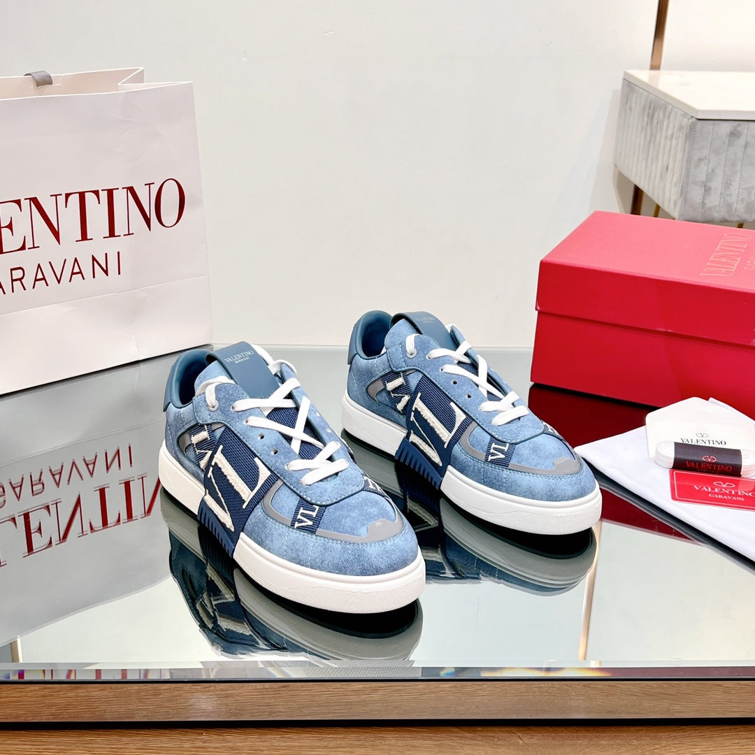 VALENTINO 25S GARAVANI VL7N SNEAKERS IN BLUE DENIM