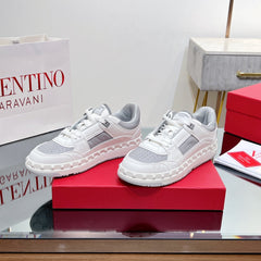 VALENTINO 25S GARAVANI FREEDOTS SNEAKERS IN WHITE MIX GREY LAMBSKIN