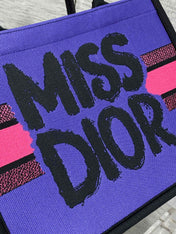 BOOK TOTE 36 IN CERISE RED MIX MINSK PURPLE CANVAS 226510