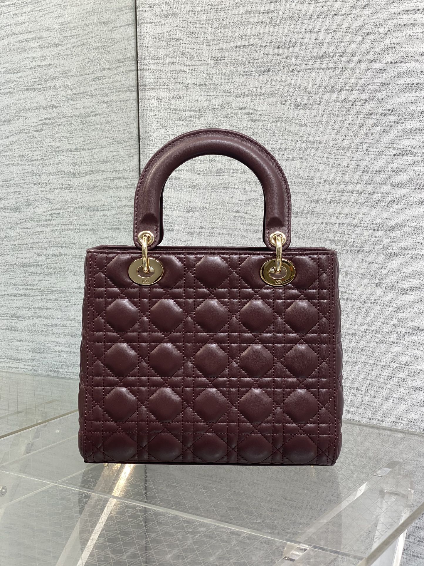 DIOR 25S MEDIUM LADY BAG 24 IN BURGUNDY CALFSKIN GOLD HARDWARE
