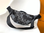 LV 25S ORIGINAL DYNAMIC BUMBAG 30 IN CANVAS DAMOFLAGE BLACK