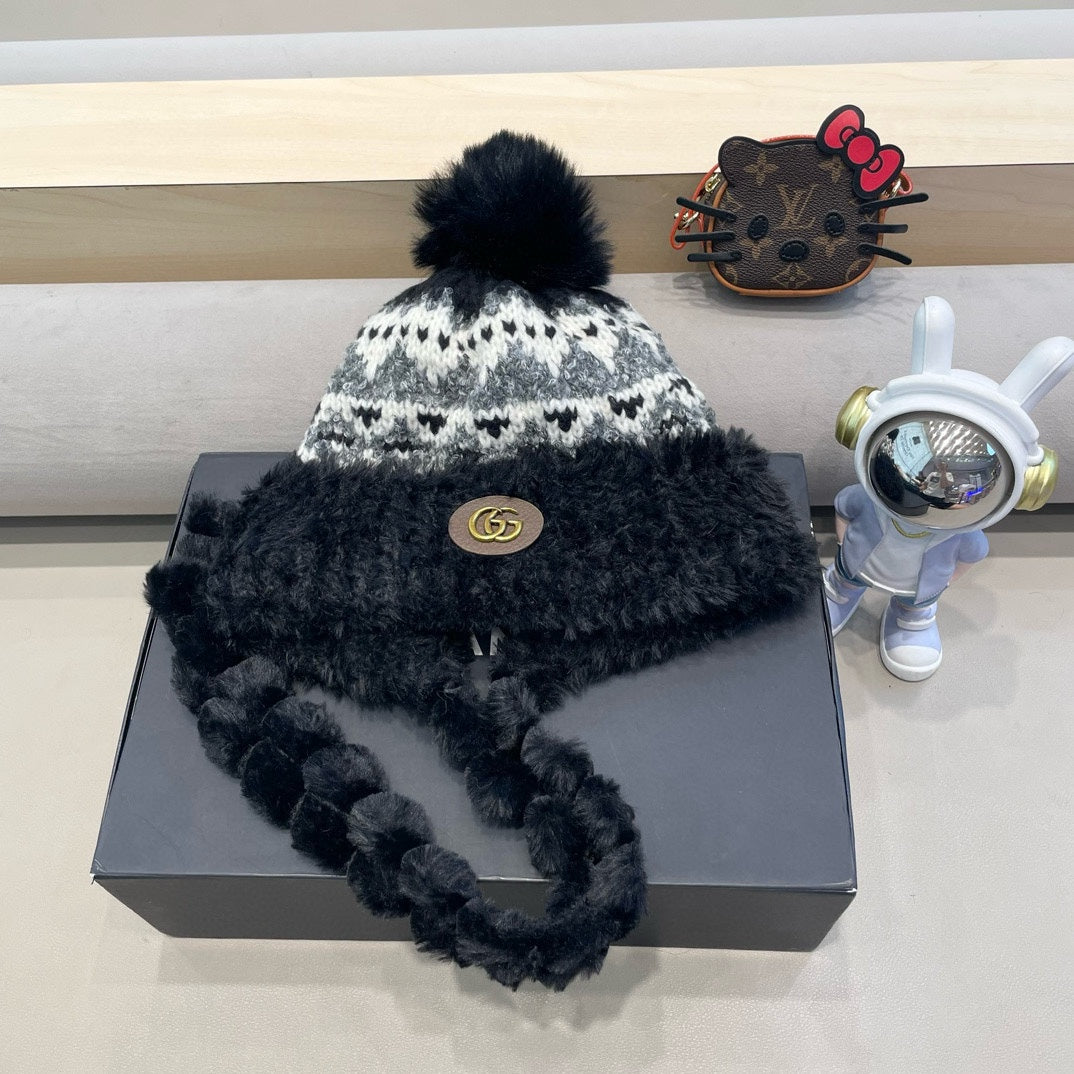 BEANIE HAT IN COLORFUL WOOL 400957