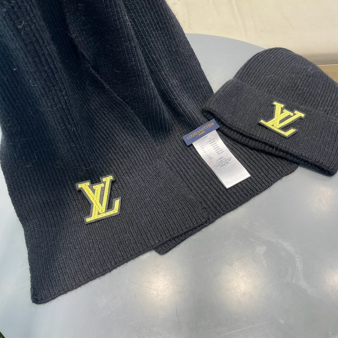 SET SCARF AND HAT IN BLACK WOOL 406533