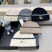 BEANIE HAT IN BEIGE WOOL 416415