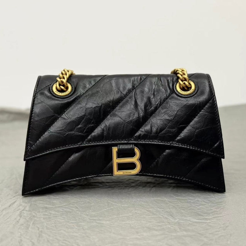 CRUSH SMALL CHAIN BAG 25 IN BLACK QUILTED CRUSHED CALFSKIN GOLD HARDWARE