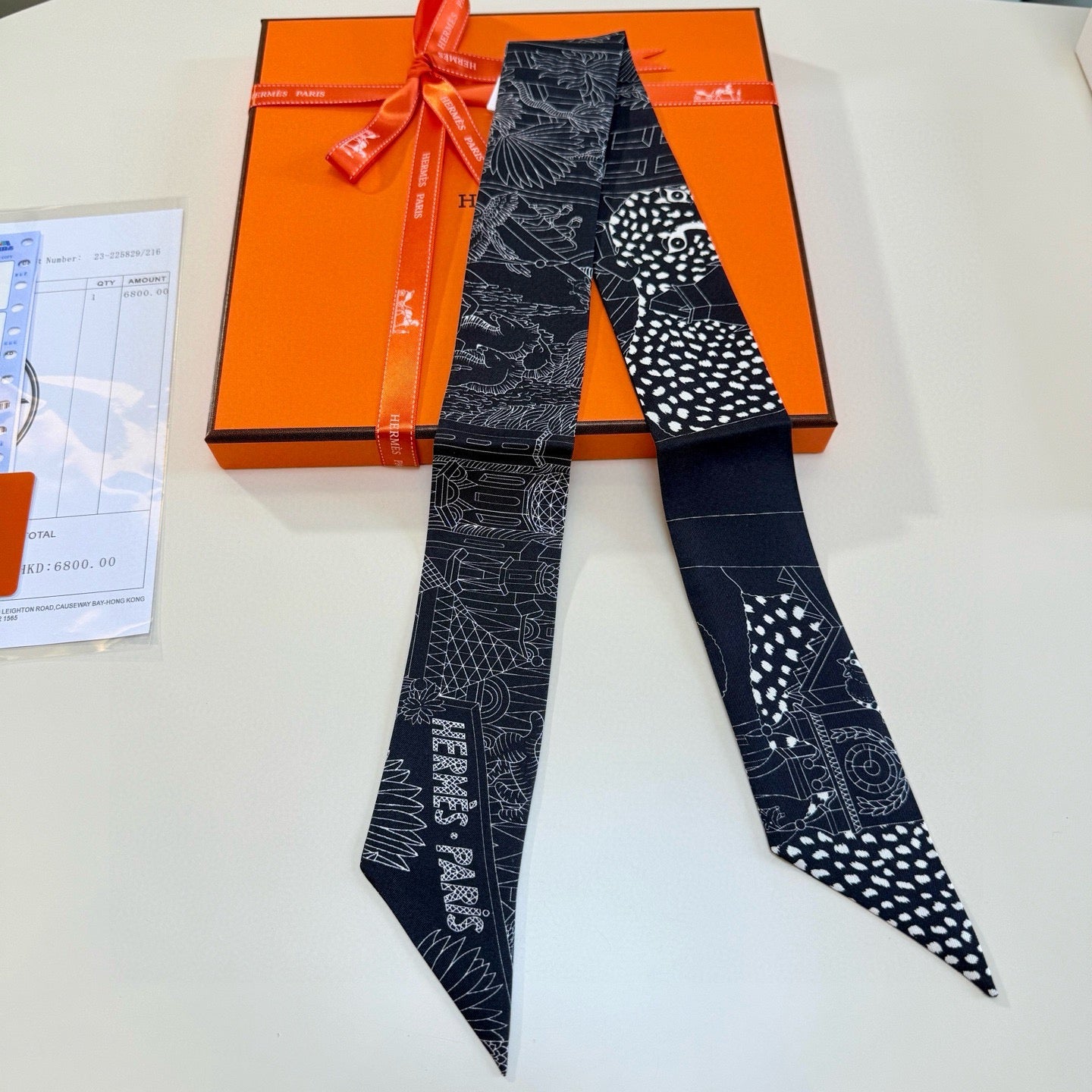 HERMES 25S NECKERCHIEF 86 IN SILK 989357