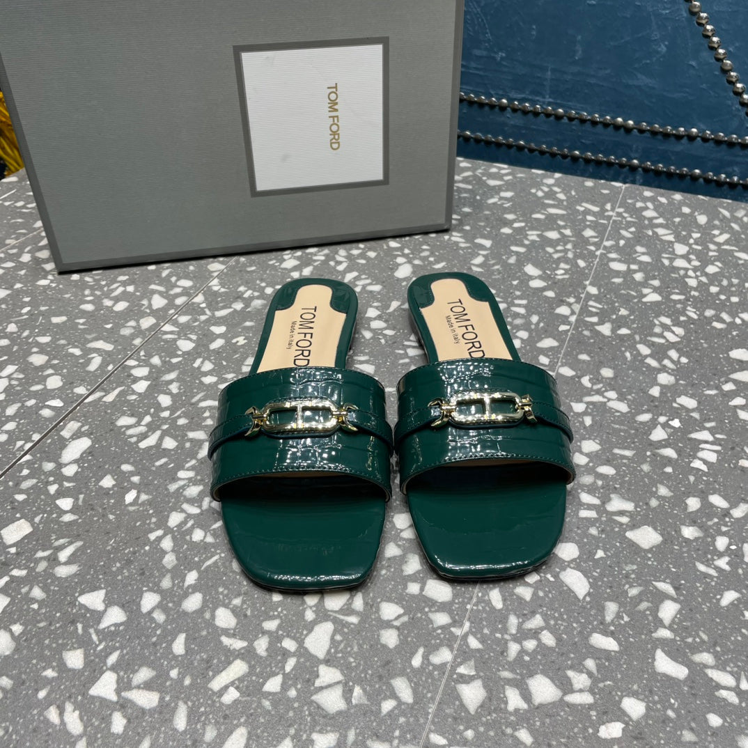 FLAT MULE IN GREEN FOREST CALFSKIN