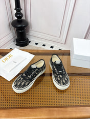 DIOR 26S LOW TOP SNEAKERS 35MM IN BLACK OBLIQUE CANVAS WITH RUBBER SOLE