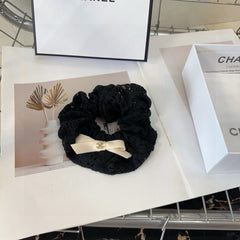 BLACK WRINKLED FABRIC SCRUNCHIE 358298