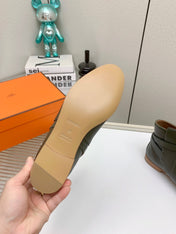 WOMEN'S NEO ANKLE BOOT IN ARMY GREEN CALFSKIN