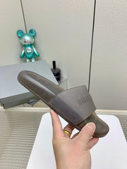 POOL SLIDE SANDAL IN SMOKE BROWN RUBBER