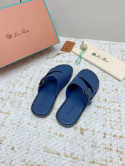 SANDALS IN CLASSIC BLUE CALFSKIN