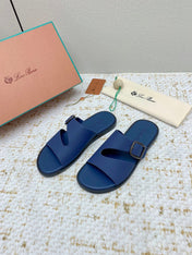 SANDALS IN CLASSIC BLUE CALFSKIN