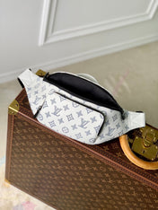 RUSH BUMBAG 30 IN WHITE MONOGRAM SHADOW CALFSKIN