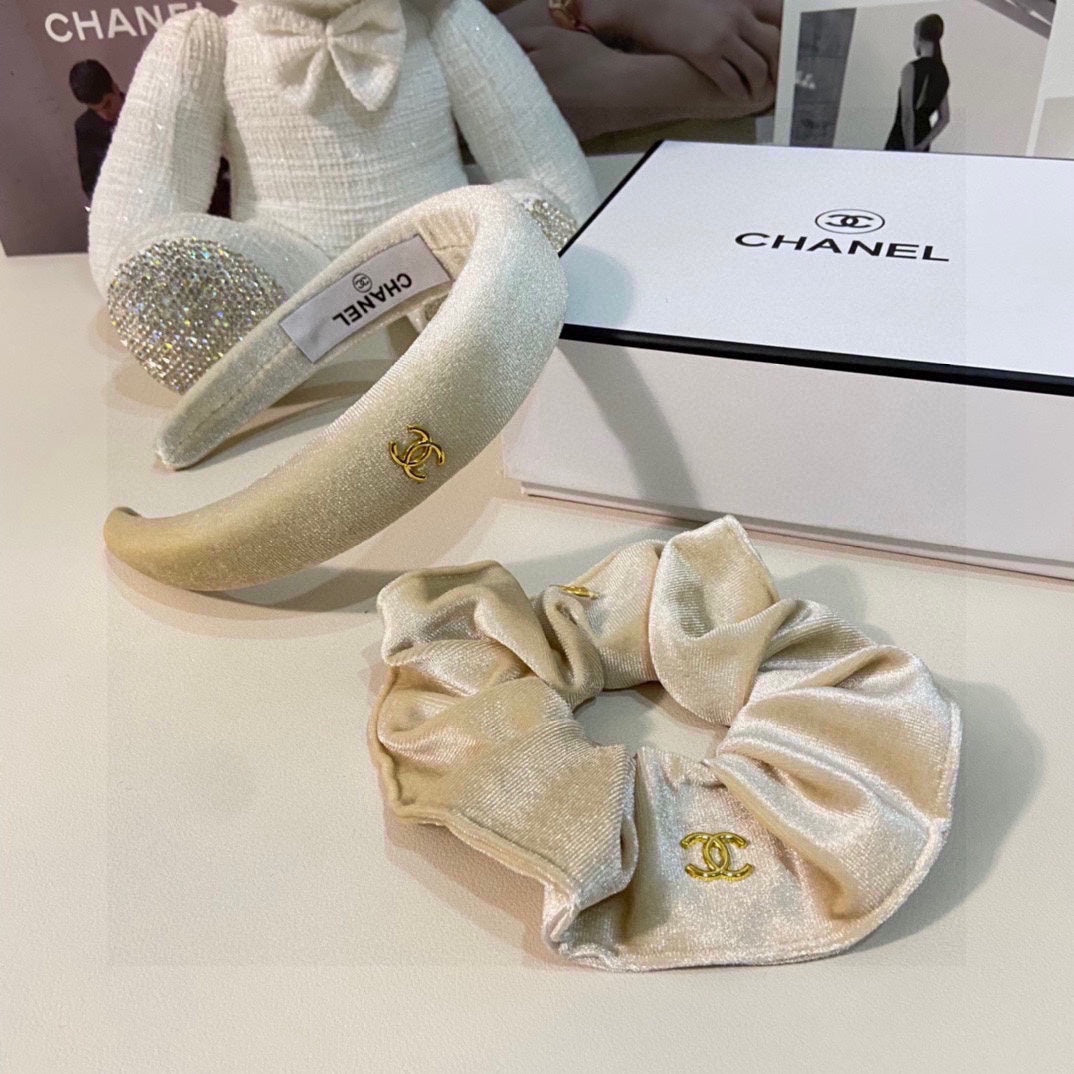 WHITE VELVET HAIRBAND 124630