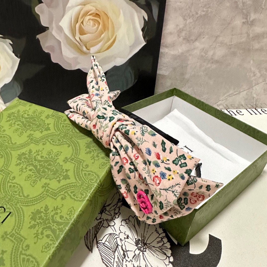 HAIRBAND IN LIGHT PINK FLORAL FABRIC 385853