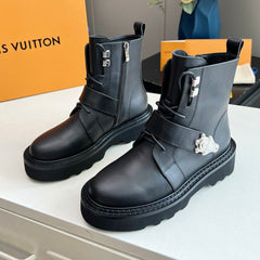 LV WOMEN'S BEAUBOURG ANKLE BOOT IN BLACK CALFSKIN