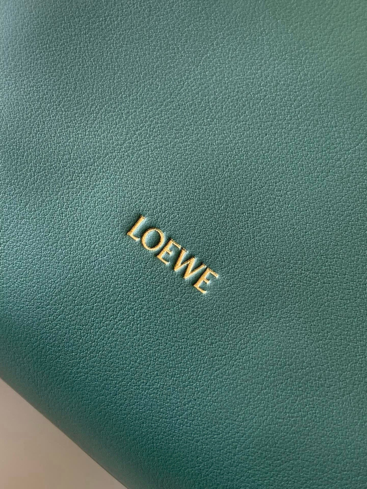 LOEWE 25S MEDIUM FLAMENCO CLUTCH BAG 23 IN DEEP TEAL CALFSKIN