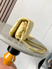 LOEWE 25S PUFFER GOYA BAG 20 IN LIGHT YELLOW NAPPA LAMBSKIN