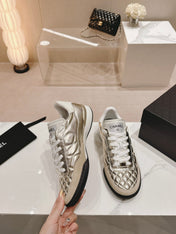 SNEAKERS IN GLOSSY GOLDEN LAMBSKIN