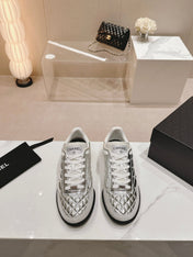 SNEAKERS IN GLOSSY SILVER LAMBSKIN