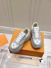RUN AWAY SNEAKER IN DOVE GRAY MIX WHITE CALFSKIN