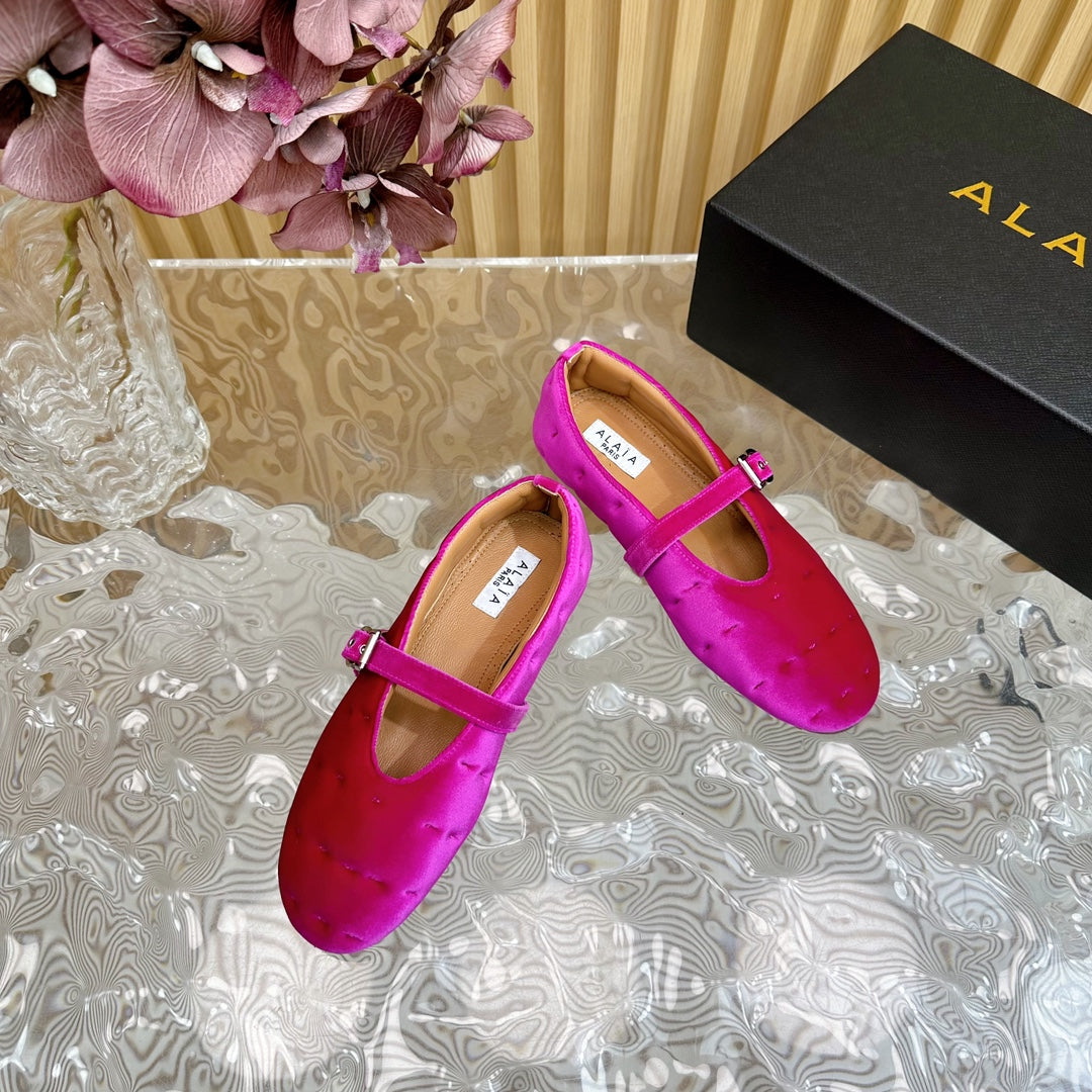 ALAIA BALLET FLATS IN DEEP PINK VELVET