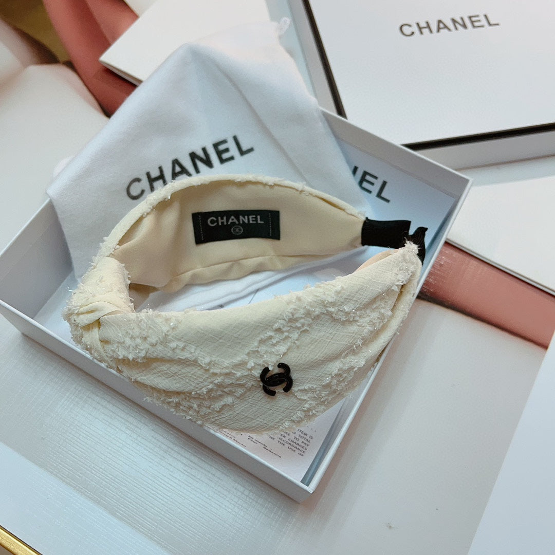 WHITE CREAM FABRIC HAIRBAND 124698