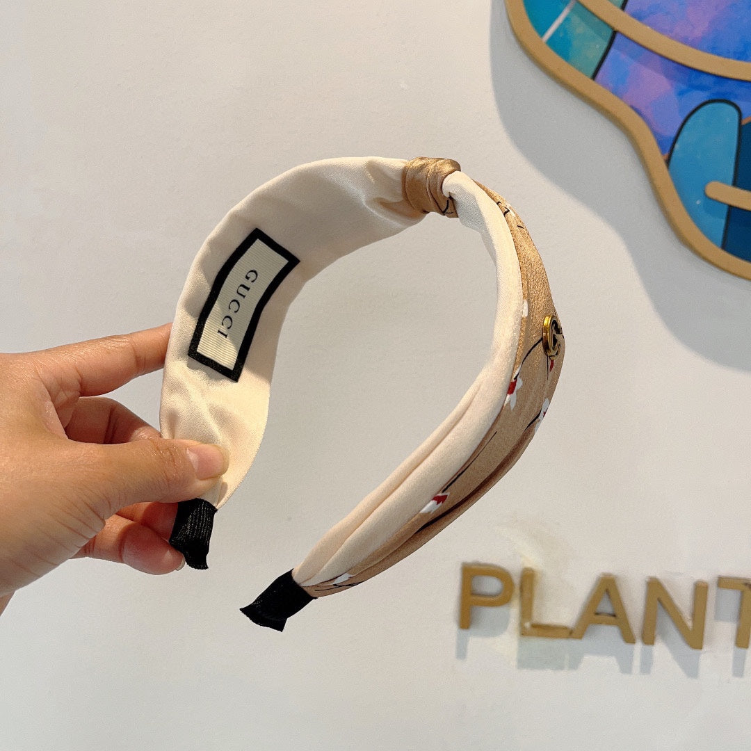 HAIRBAND WITH FLOWER PRINT IN DESERT BROWN SILK 398864