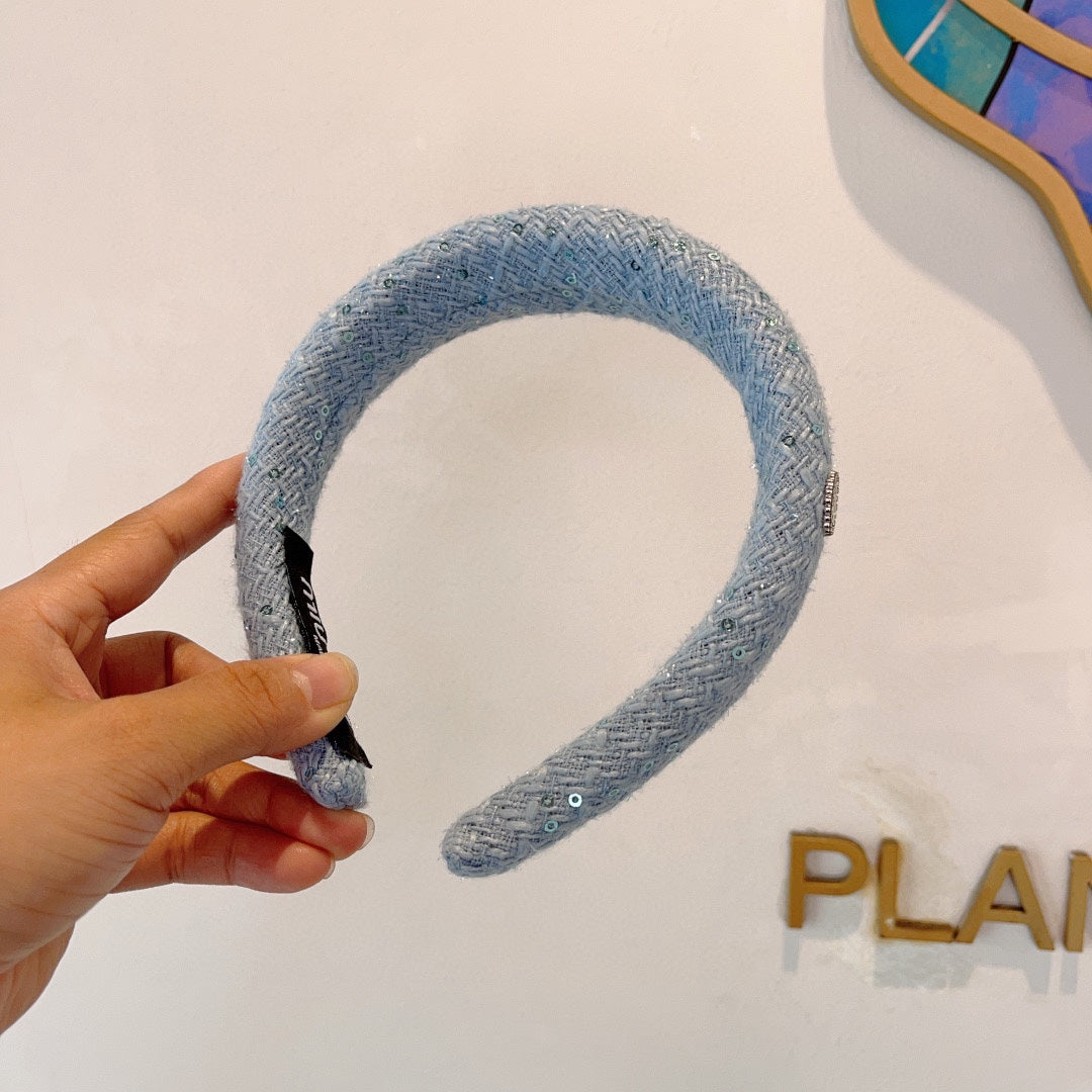 THICK HEADBAND IN SKY BLUE TWEED EMBELLISHED SEQUINS 406044