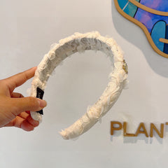 WHITE FABRIC WITH ROSE LACE TRIM HAIRBAND 414412