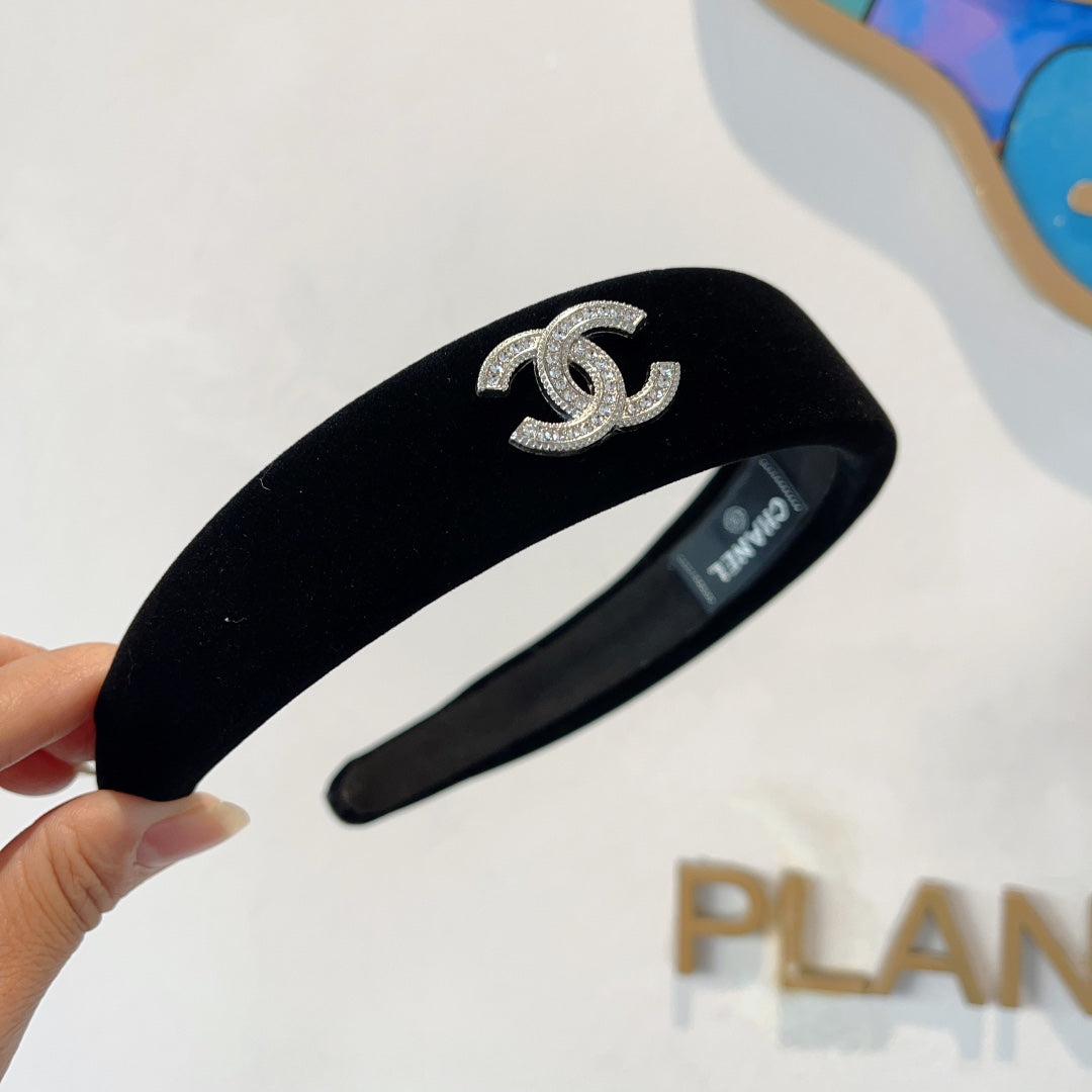 BLACK VELVET HAIRBAND 414440