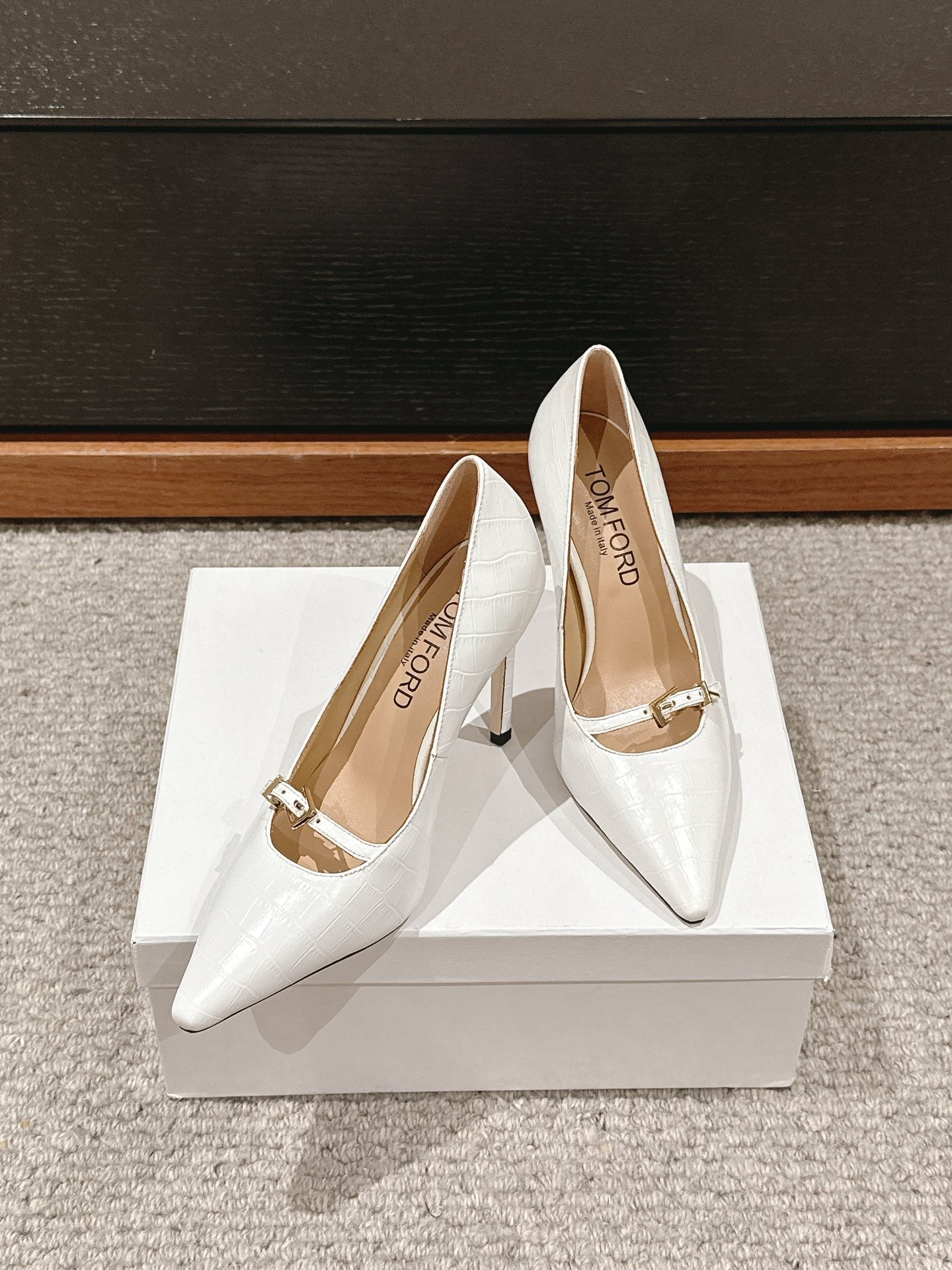 HIGH HEEL 10 CM IN WHITE CROCODILE LEATHER