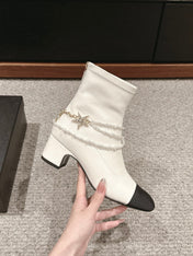 CC LOW CUT BOOTS IN WHITE STRETCH LAMBSKIN AND GROSGRAIN WITH PEARL CHAIN