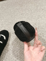 CC LOAFERS IN BLACK FLEECE WITH WHITE LOGO