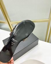 CARLYLE SLIDES IN LEOPARD GROSGRAIN BLACK GOLD