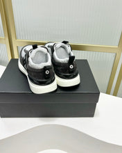 SNEAKER IN BLACK MIX GREY SUEDE