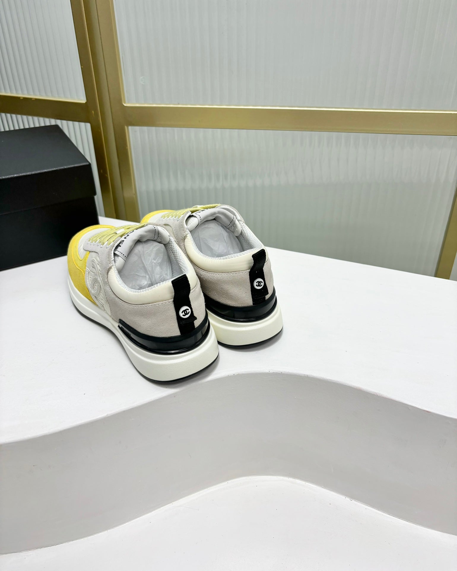 SNEAKER IN LIGHT YELLOW MIX GREY SUEDE