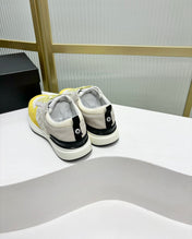 SNEAKER IN LIGHT YELLOW MIX GREY SUEDE