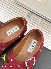 CROSSED STRAP BALLET FLATS IN BERRY RED SUEDE