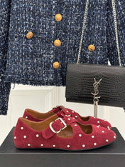 CROSSED STRAP BALLET FLATS IN BERRY RED SUEDE