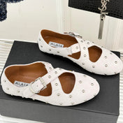 CROSSED STRAP BALLET FLATS IN WHITE SUEDE