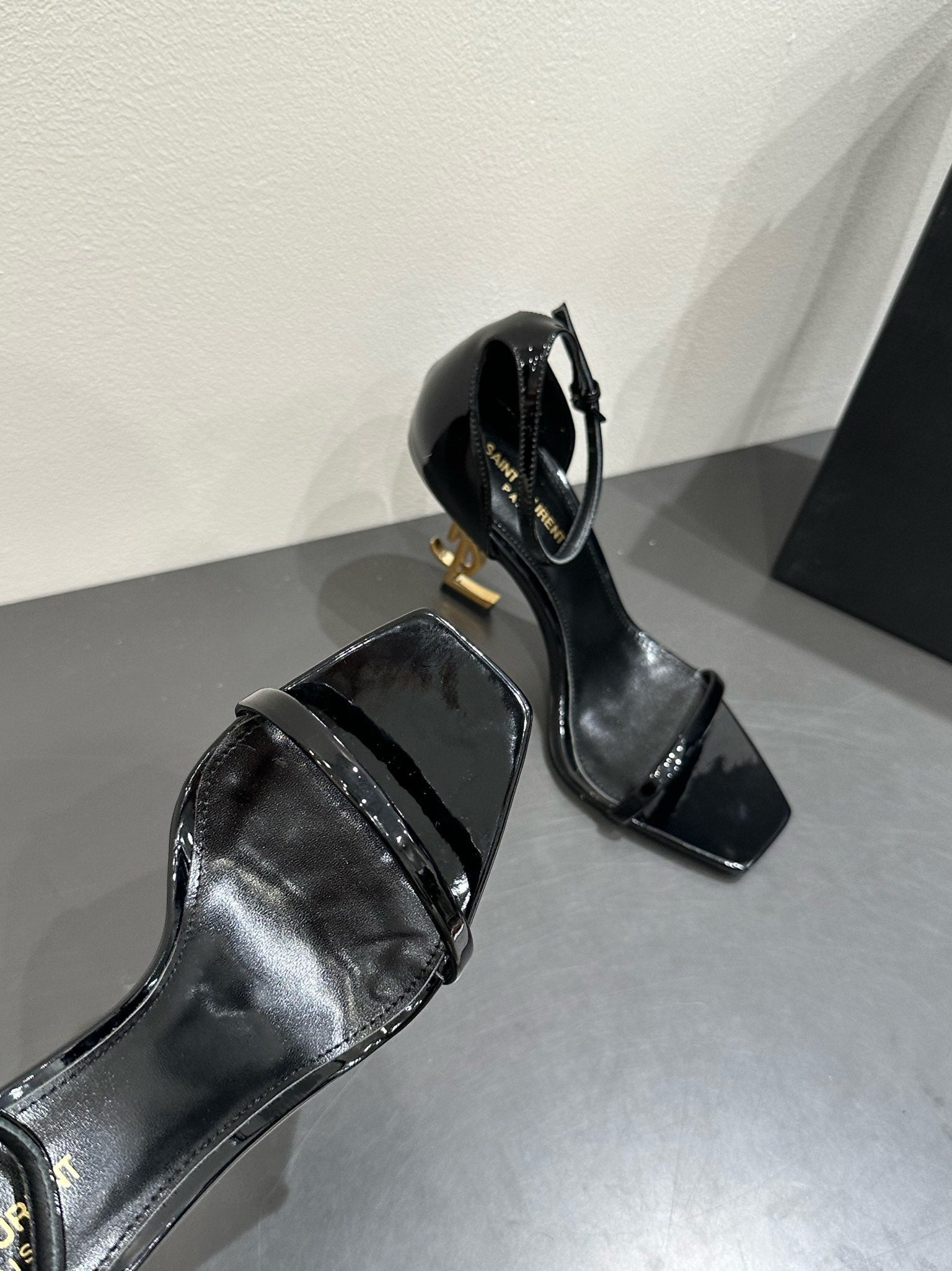 YSL HEELED SANDALS 25S 105 MM IN BLACK GLOSSY LAMBSKIN WITH GOLD HARDWARE