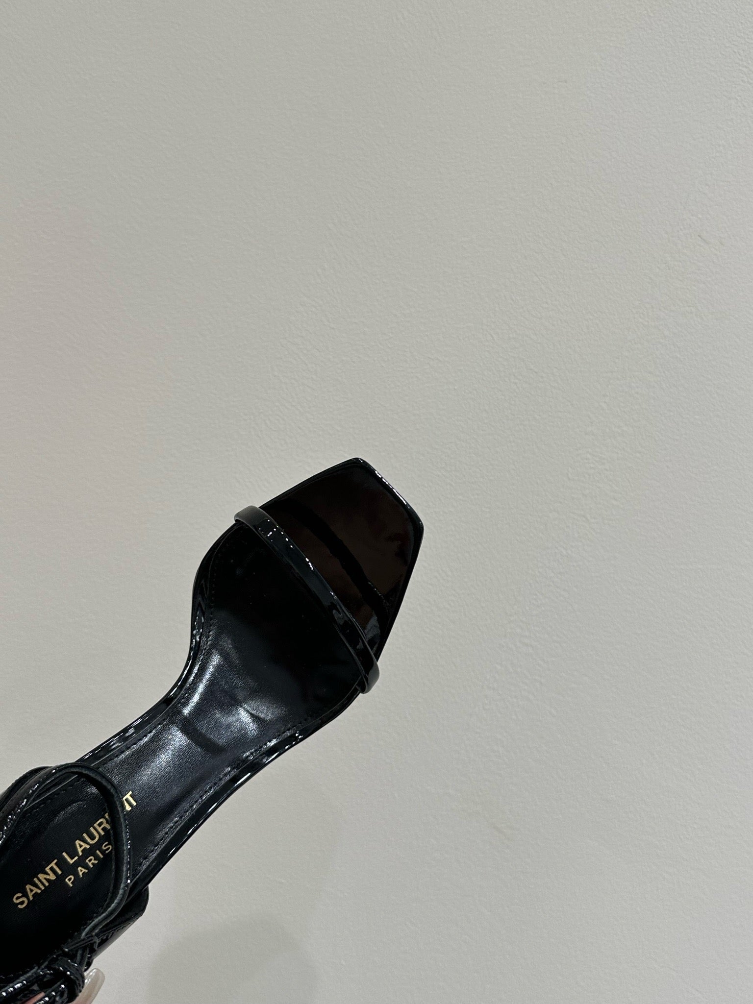 YSL HEELED SANDALS 25S 105 MM IN BLACK GLOSSY LAMBSKIN WITH GOLD HARDWARE