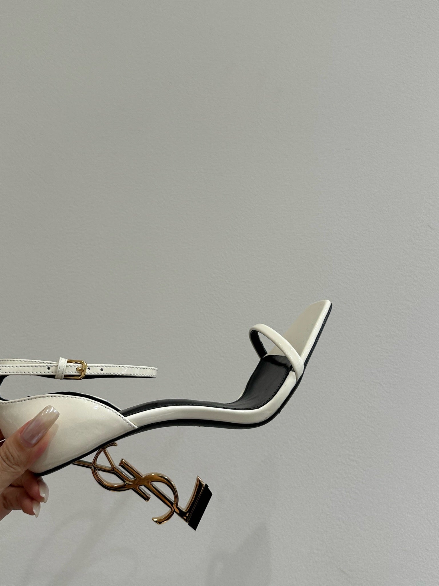 YSL HEELED SANDALS 25S 105 MM IN CREAM WHITE LAMBSKIN