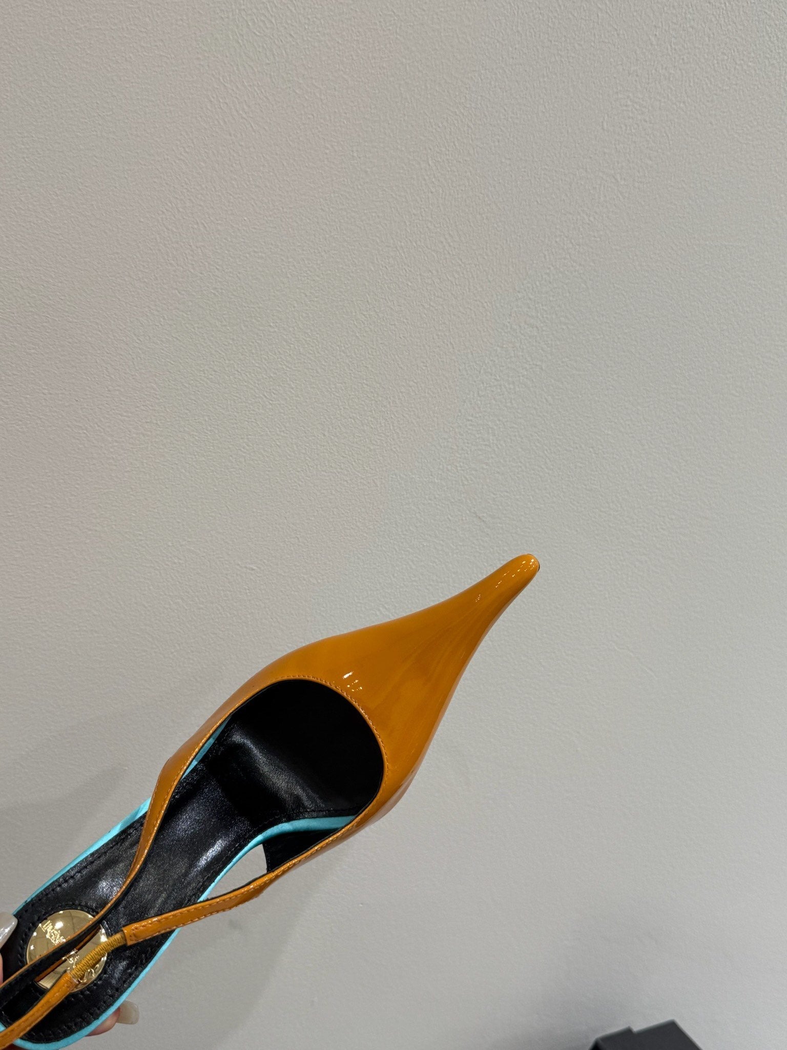 YSL HIGH SLINGBACK 25S IN ENERGY ORANGE GLOSSY LAMBSKIN