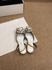 CHANEL 26S SLINGBACK FLATS IN BEIGE CALFSKIN CAMELLIA PEARL