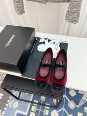 CC MARY JANE FLAT IN RED AND BLACK VELVET